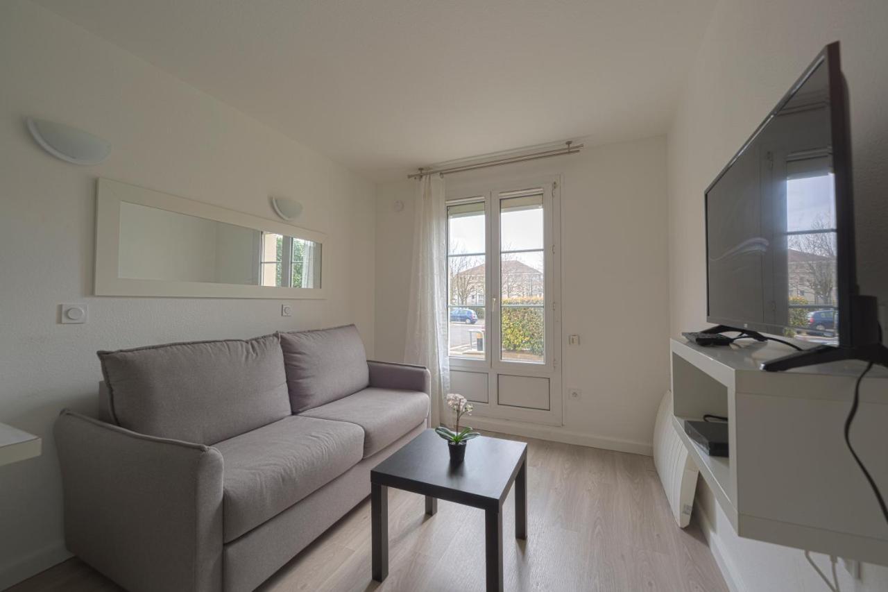 Studio Cosy 2 Min Gare - 10 Min Bussy-Saint-Georges Eksteriør billede